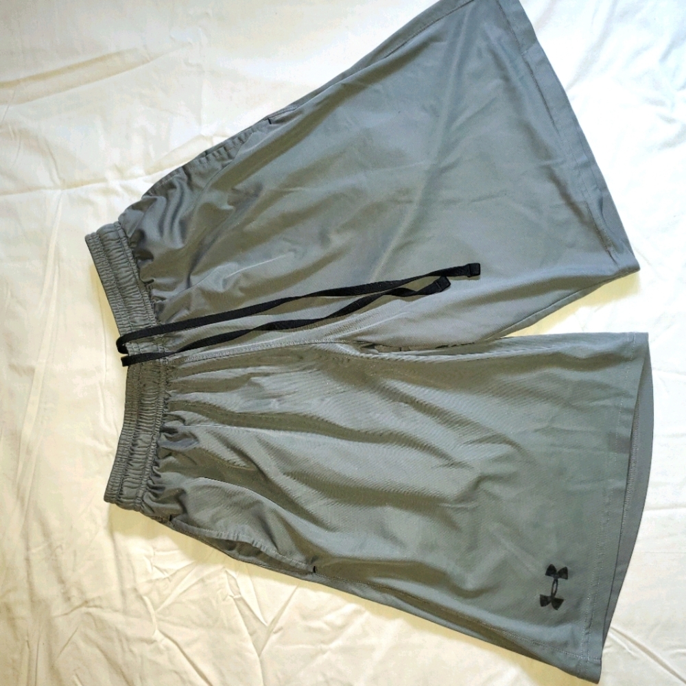 Under Armour shorts Sz Small
